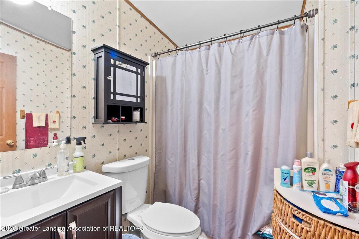 6822 North Maple River Road Elsie, MI 48831 - Photo 18 of 36 27-Media Jett - 17