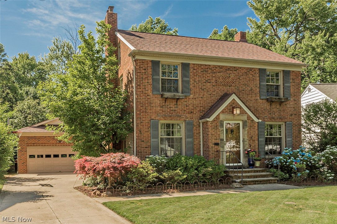 1362 Winston Road Cleveland, OH 44121 - Photo 1 of 35