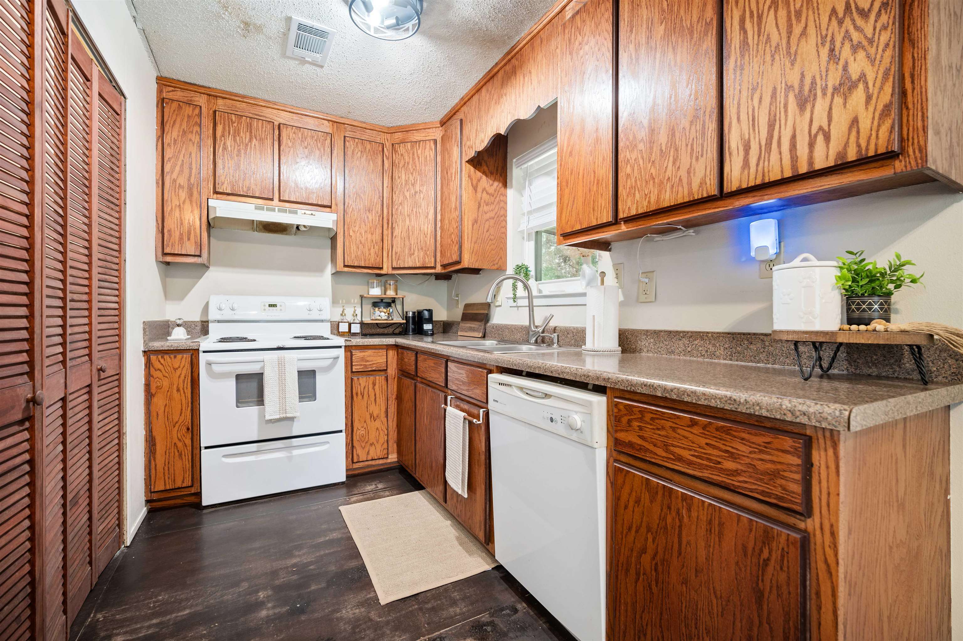 43275 Brown Road Bay Minette, AL 36507 - Photo 4 of 26 Kitchen