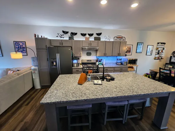 $279,900 | 109 North Fountain Street, Marshall, MI 49068