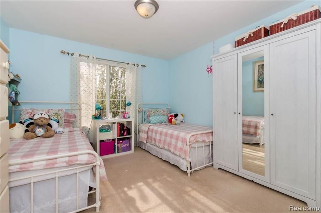 1698 Sheldon Road Canton, MI 48187 - Photo 23 of 37