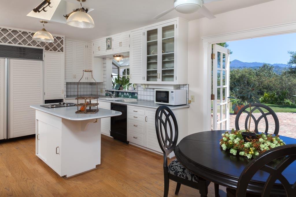 2620 Tallant Road Santa Barbara, CA 93105 - Photo 9 of 27 005 Kitchen