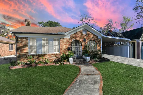 $325,000 | 1433 Scharpe Street, Houston, TX 77023