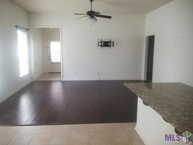 $2,000 | 510 Greenwich Drive, Baton Rouge, LA 70820