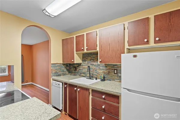 $290,000 | 625 North Jackson Avenue, Unit C24, Tacoma, WA 98406