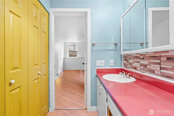 $290,000 | 625 North Jackson Avenue, Unit C24, Tacoma, WA 98406