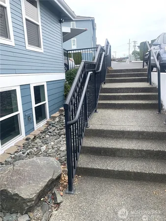 $290,000 | 625 North Jackson Avenue, Unit C24, Tacoma, WA 98406