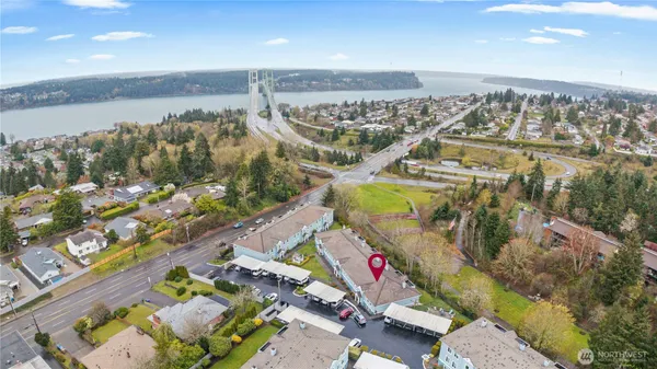 $290,000 | 625 North Jackson Avenue, Unit C24, Tacoma, WA 98406