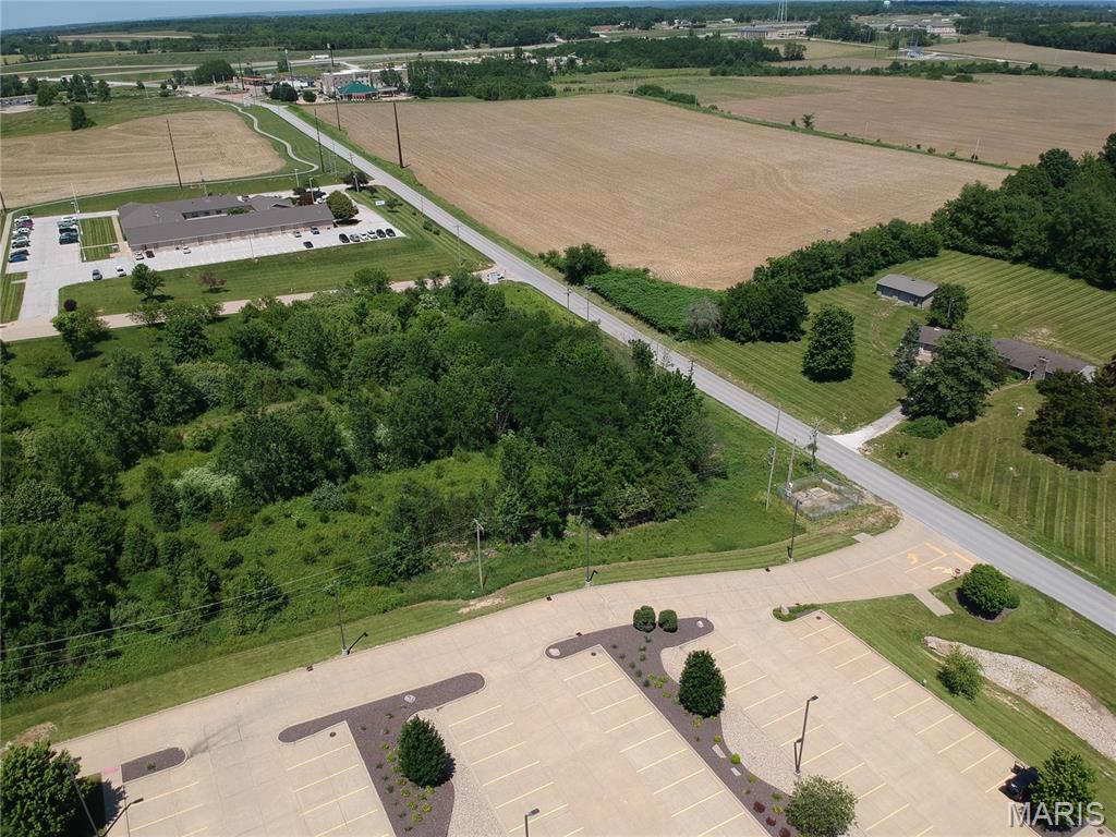10 Forest Hill Road Hannibal, MO 63401 - Photo 3 of 5