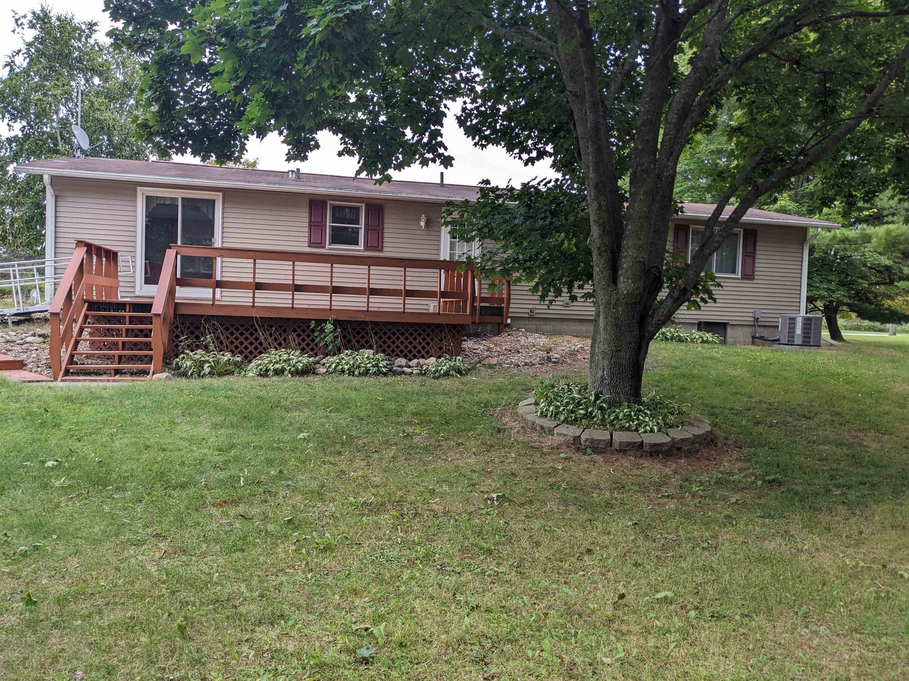4711 North Elevator Road Pinconning, MI 48650 - Photo 3 of 24 Gallery Image 3