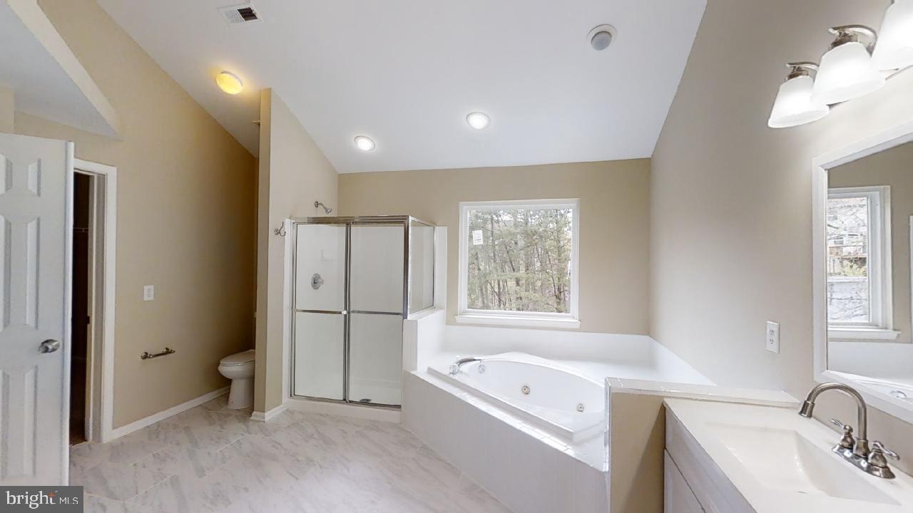 12106 Snowden Woods Road Laurel, MD 20708 - Photo 21 of 51 Master Bath