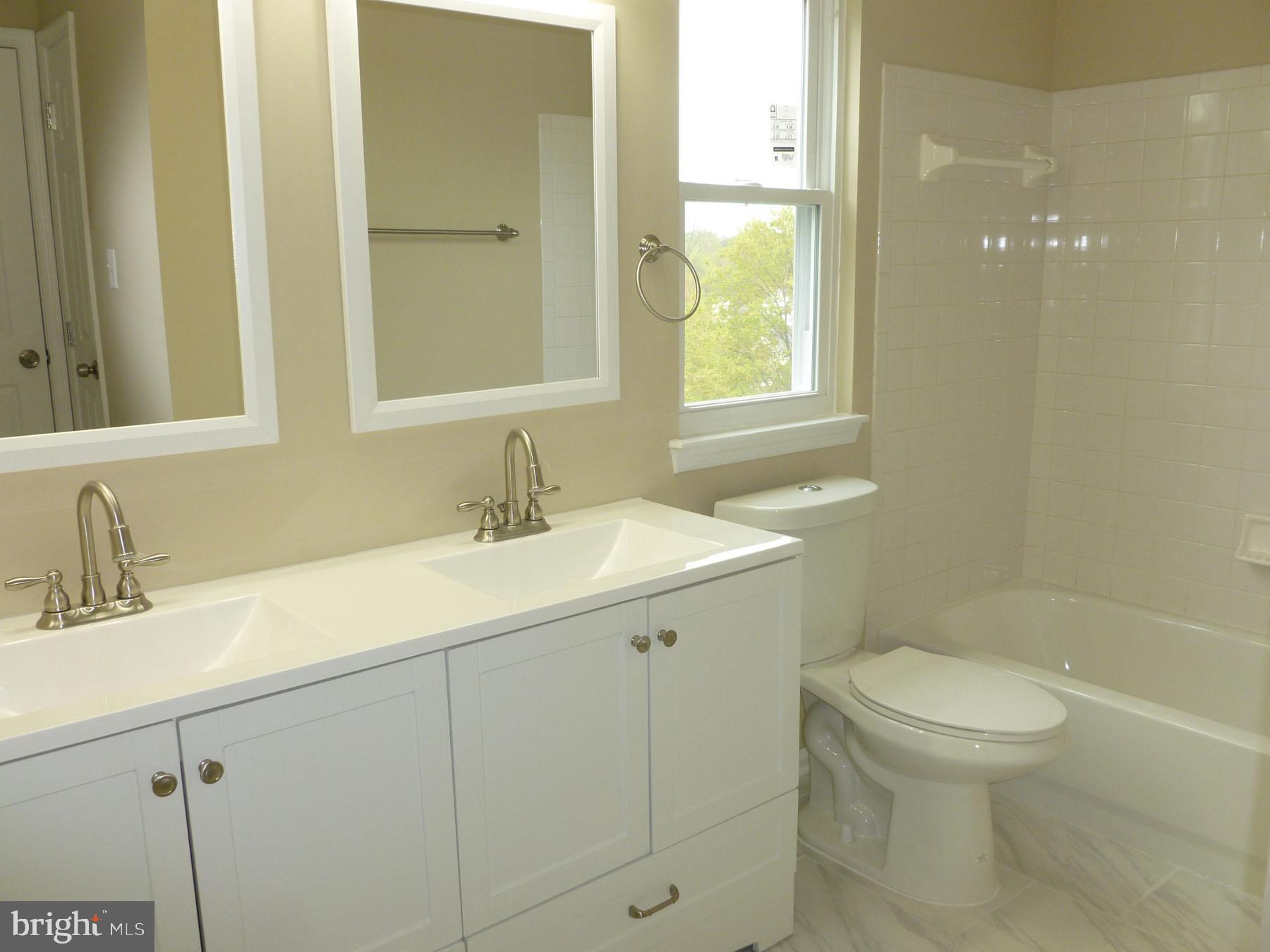 12106 Snowden Woods Road Laurel, MD 20708 - Photo 28 of 51 Upper Level Hall Bath #2