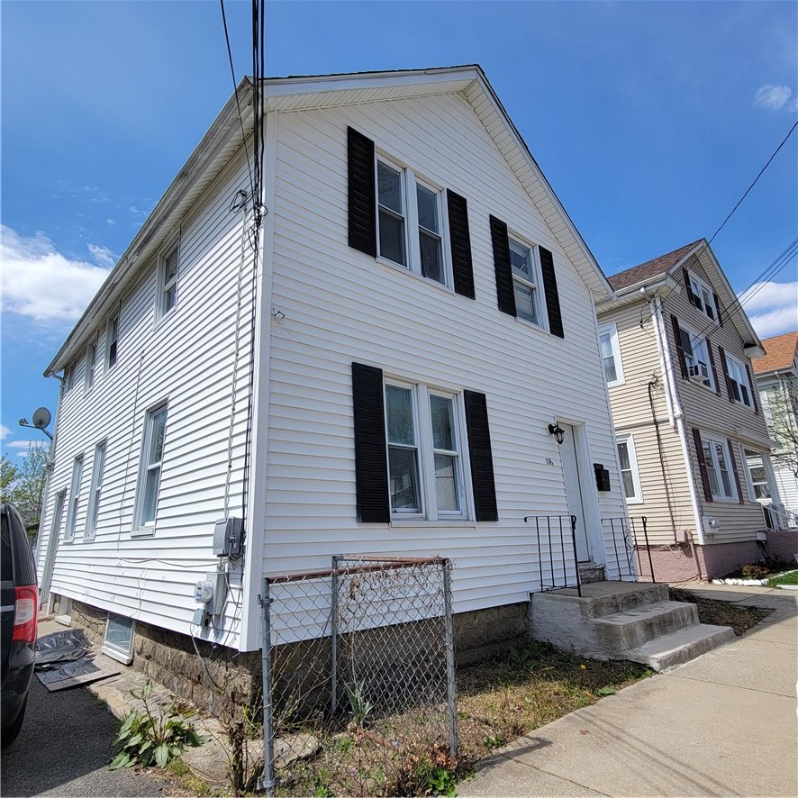 106 Parnell Street Providence, RI 02909 - Photo 2 of 22
