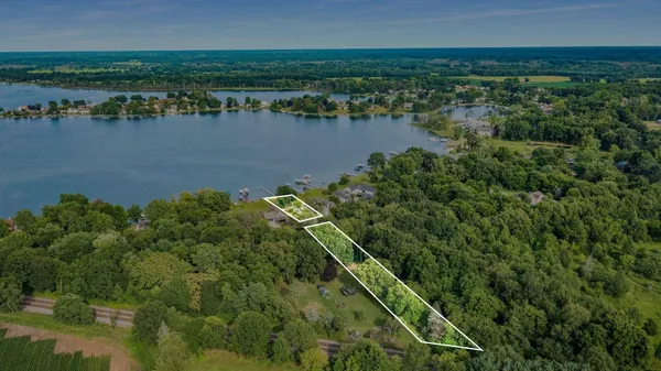 $789,000 | 11987 West Indian Lake Drive, Vicksburg, MI 49097