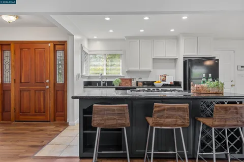 $899,000 | 5607 Lassen Court, Clayton, CA 94517