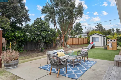 $899,000 | 5607 Lassen Court, Clayton, CA 94517