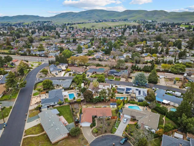 $899,000 | 5607 Lassen Court, Clayton, CA 94517