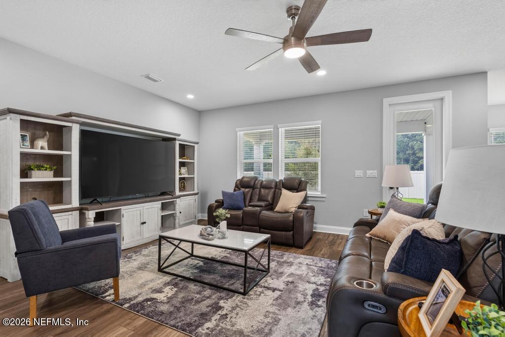 96 Hillendale Circle St. Johns, FL 32259 - Photo 31 of 104 Great Room