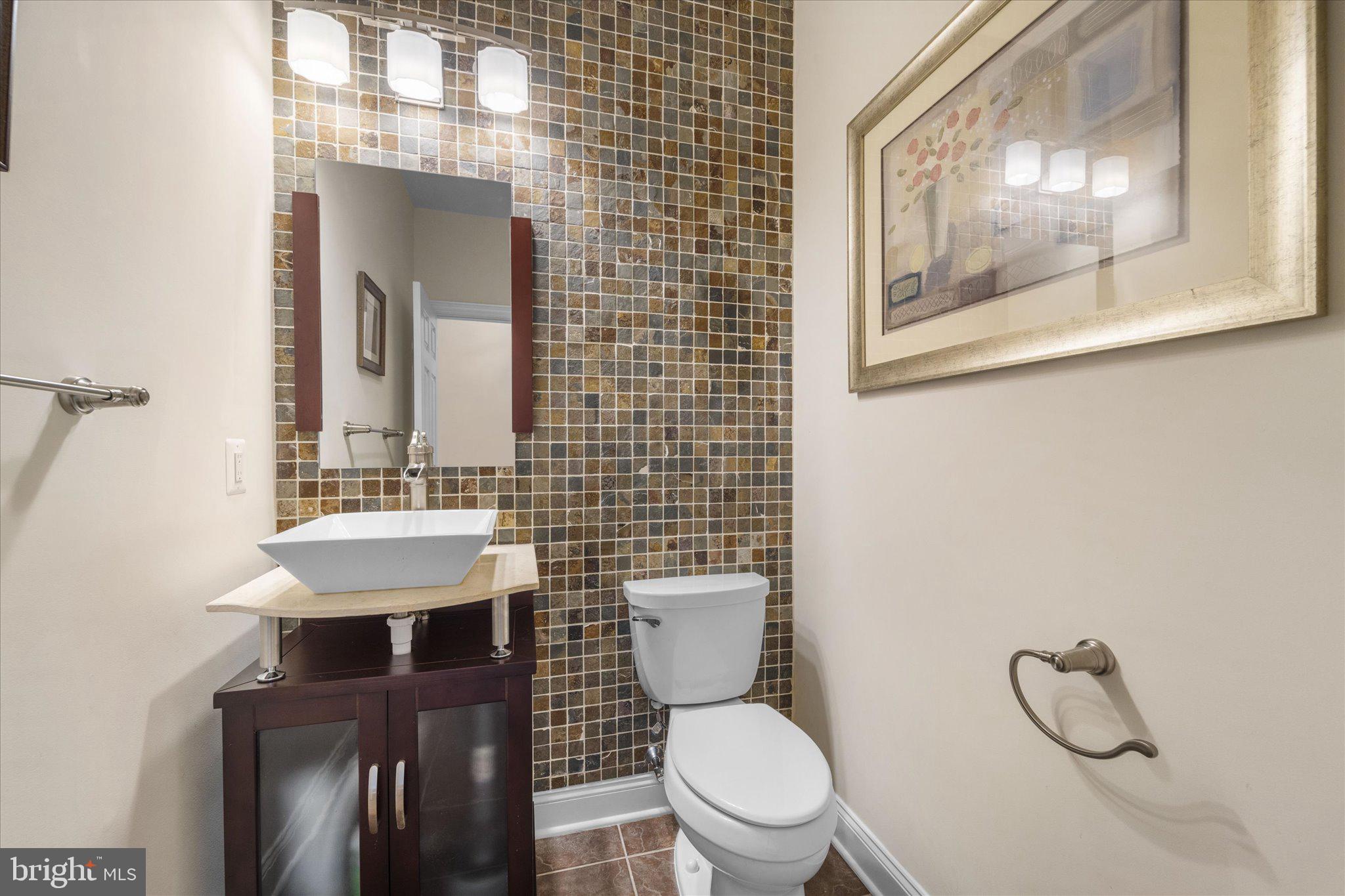 22990 Weybridge Square Ashburn, VA 20148 - Photo 22 of 66 Main Level Half Bath