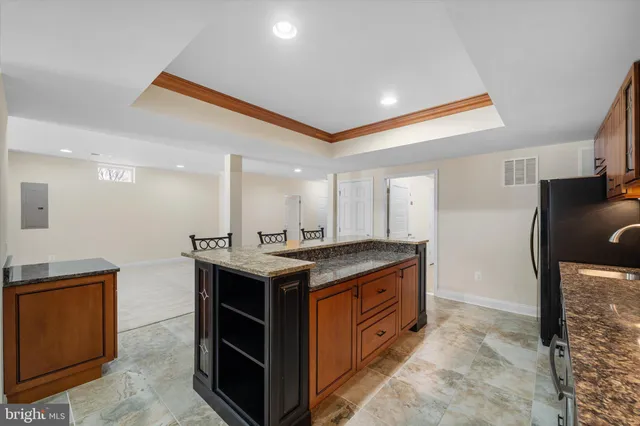 $975,000 | 22990 Weybridge Square, Ashburn, VA 20148