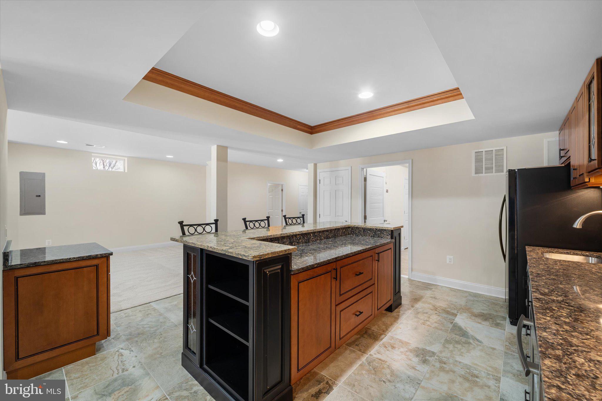 22990 Weybridge Square Ashburn, VA 20148 - Photo 40 of 66 Lower Level Bar