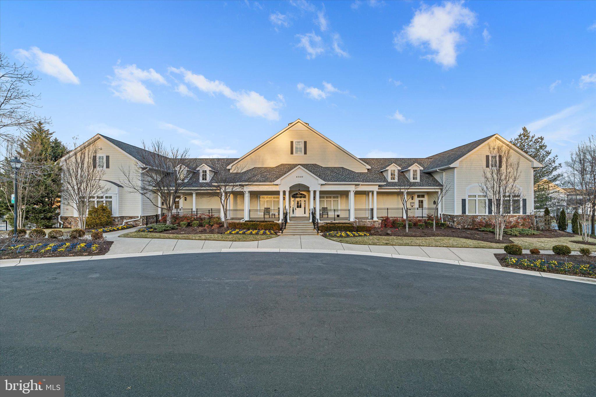 22990 Weybridge Square Ashburn, VA 20148 - Photo 58 of 66 Loudoun Valley Estates Club House