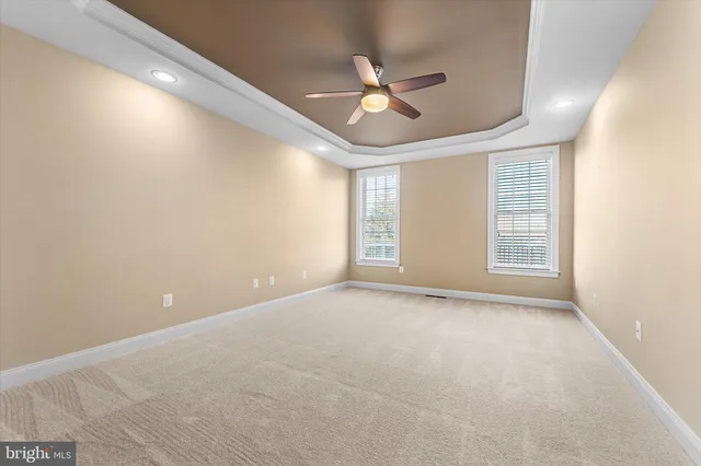 $975,000 | 22990 Weybridge Square, Ashburn, VA 20148