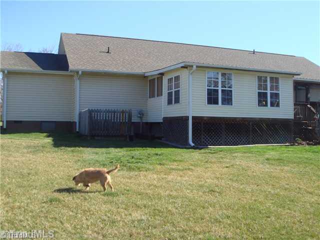 1236 Collins Road Westfield, NC 27053 - Photo 15 of 16 Exterior Back.
