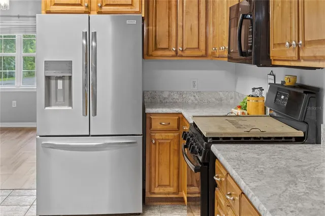 $475,000 | 1015 Northeast Northwood Drive, Mayo, FL 32066