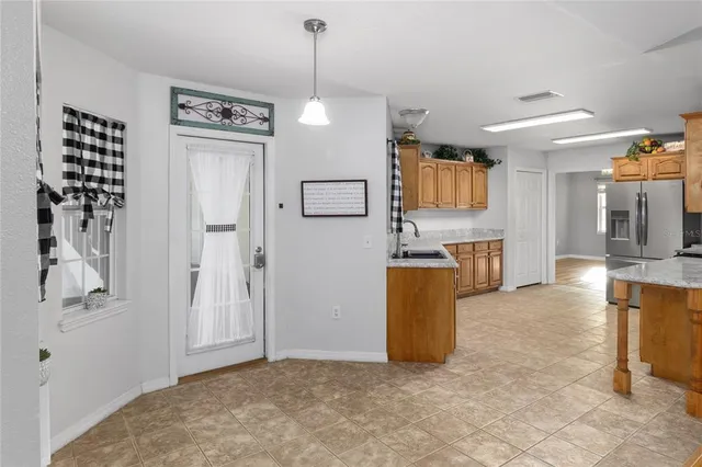 $475,000 | 1015 Northeast Northwood Drive, Mayo, FL 32066