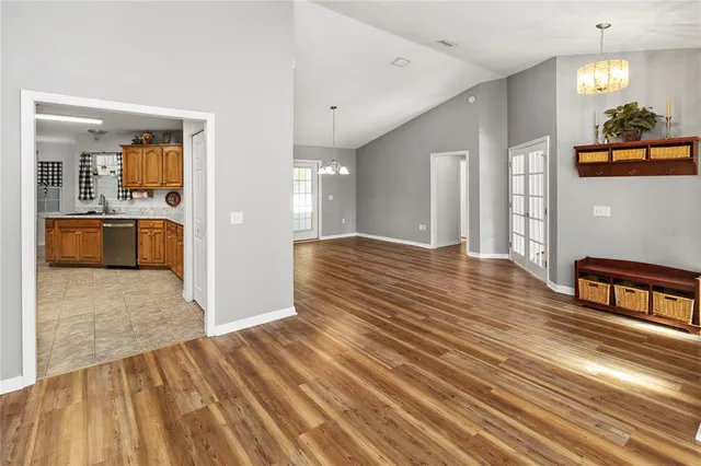 $475,000 | 1015 Northeast Northwood Drive, Mayo, FL 32066