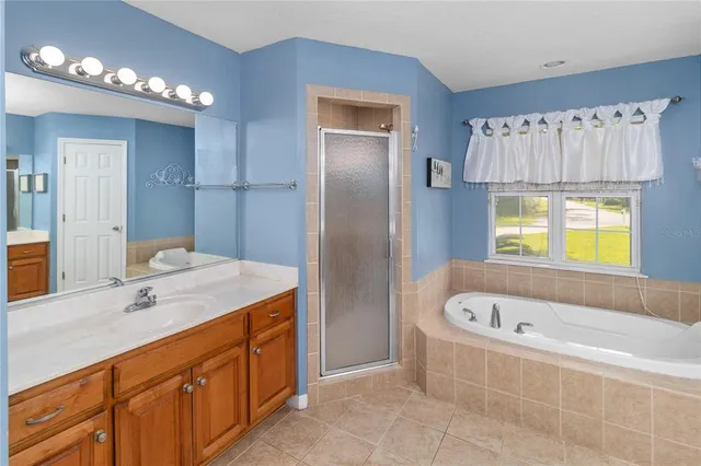 $475,000 | 1015 Northeast Northwood Drive, Mayo, FL 32066