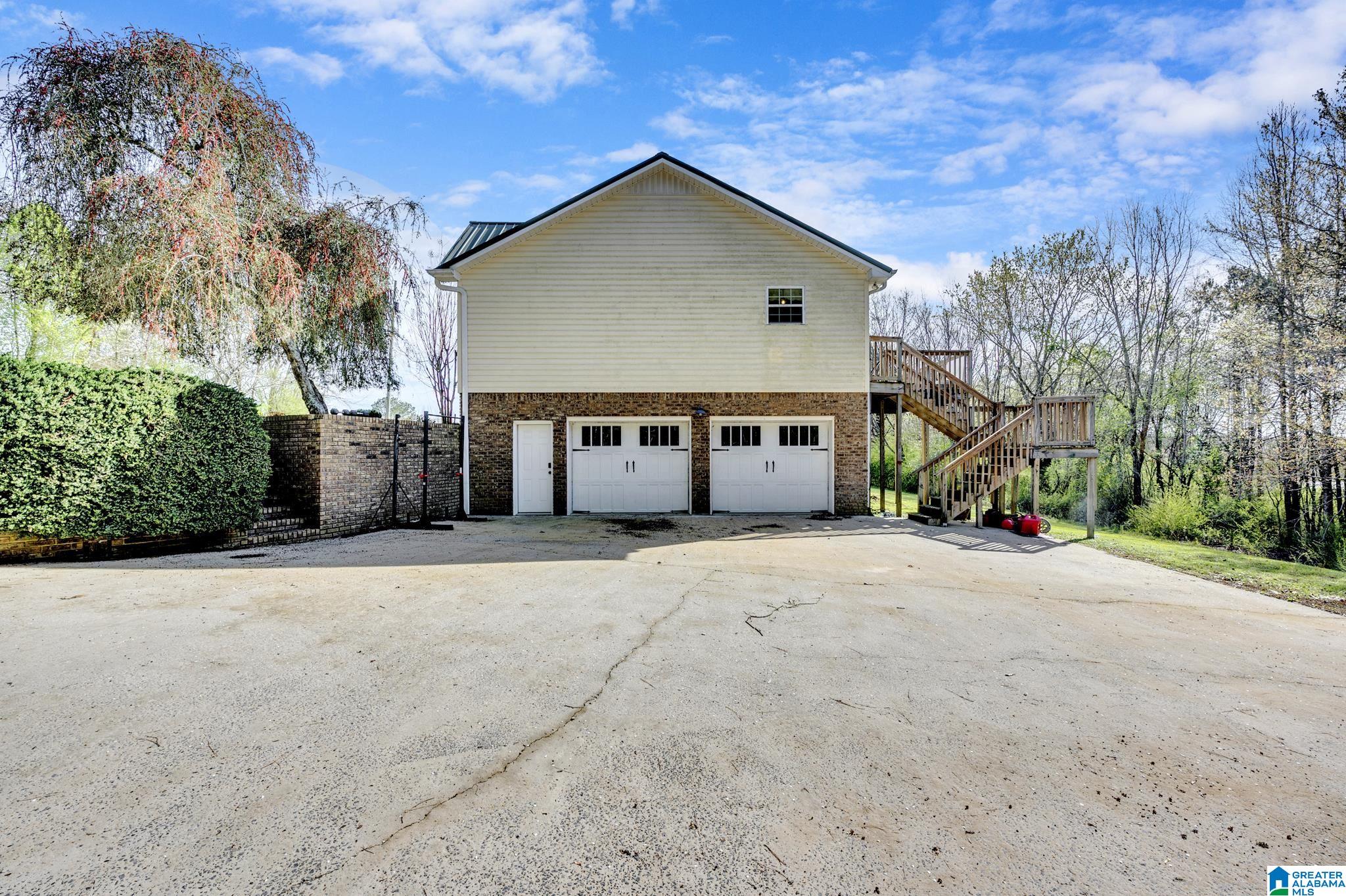 208 Elbert Gallimore Road Hayden, AL 35079 - Photo 4 of 32