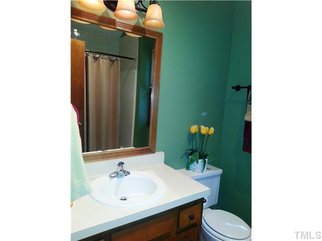 3257 Mill Run, Unit 165 Raleigh, NC 27612 - Photo 16 of 24