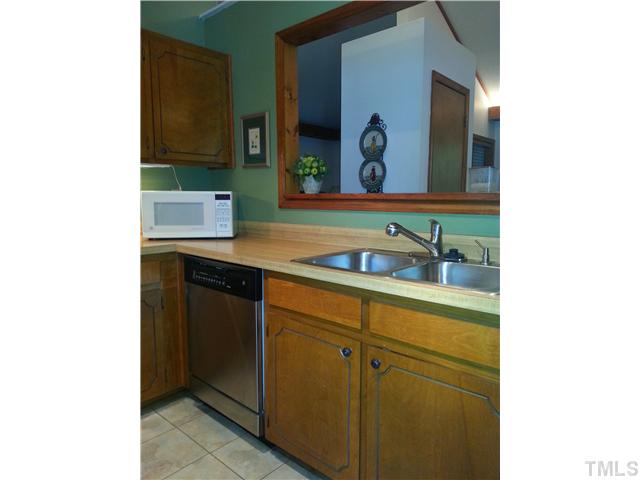 3257 Mill Run, Unit 165 Raleigh, NC 27612 - Photo 10 of 24