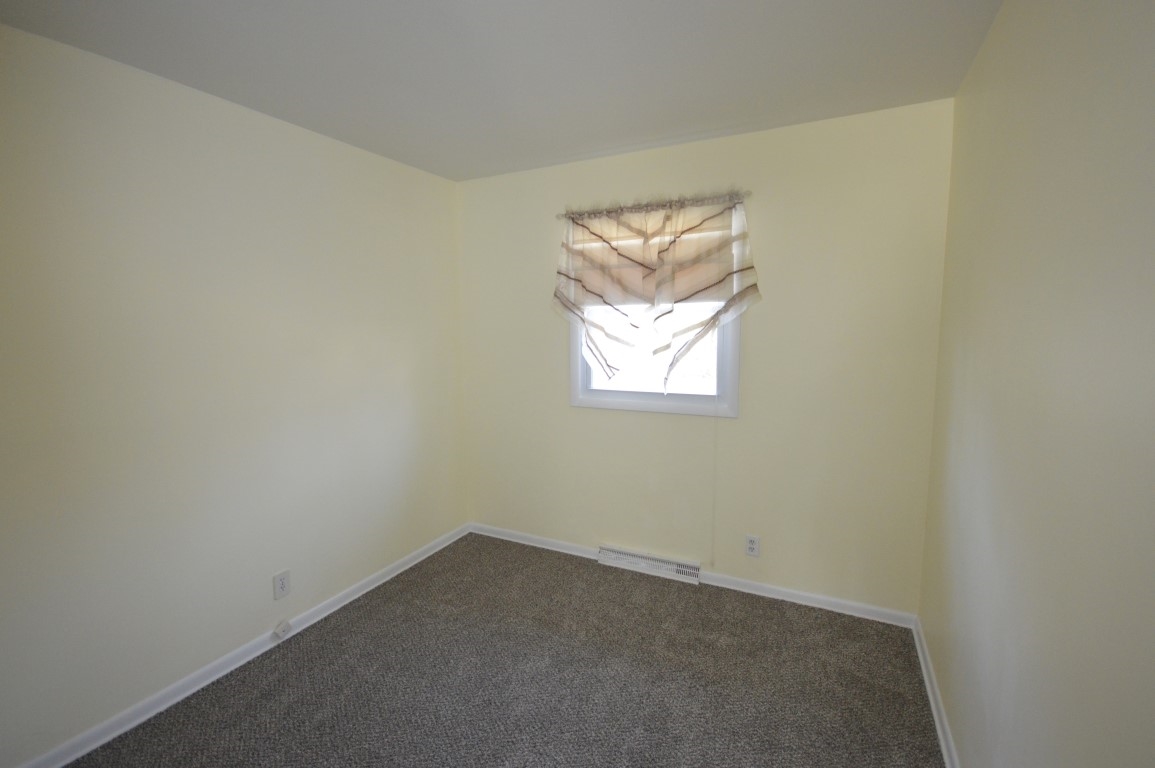 61926 Mayflower Road South Bend, IN 46614 - Photo 14 of 34 Gallery Image 14
