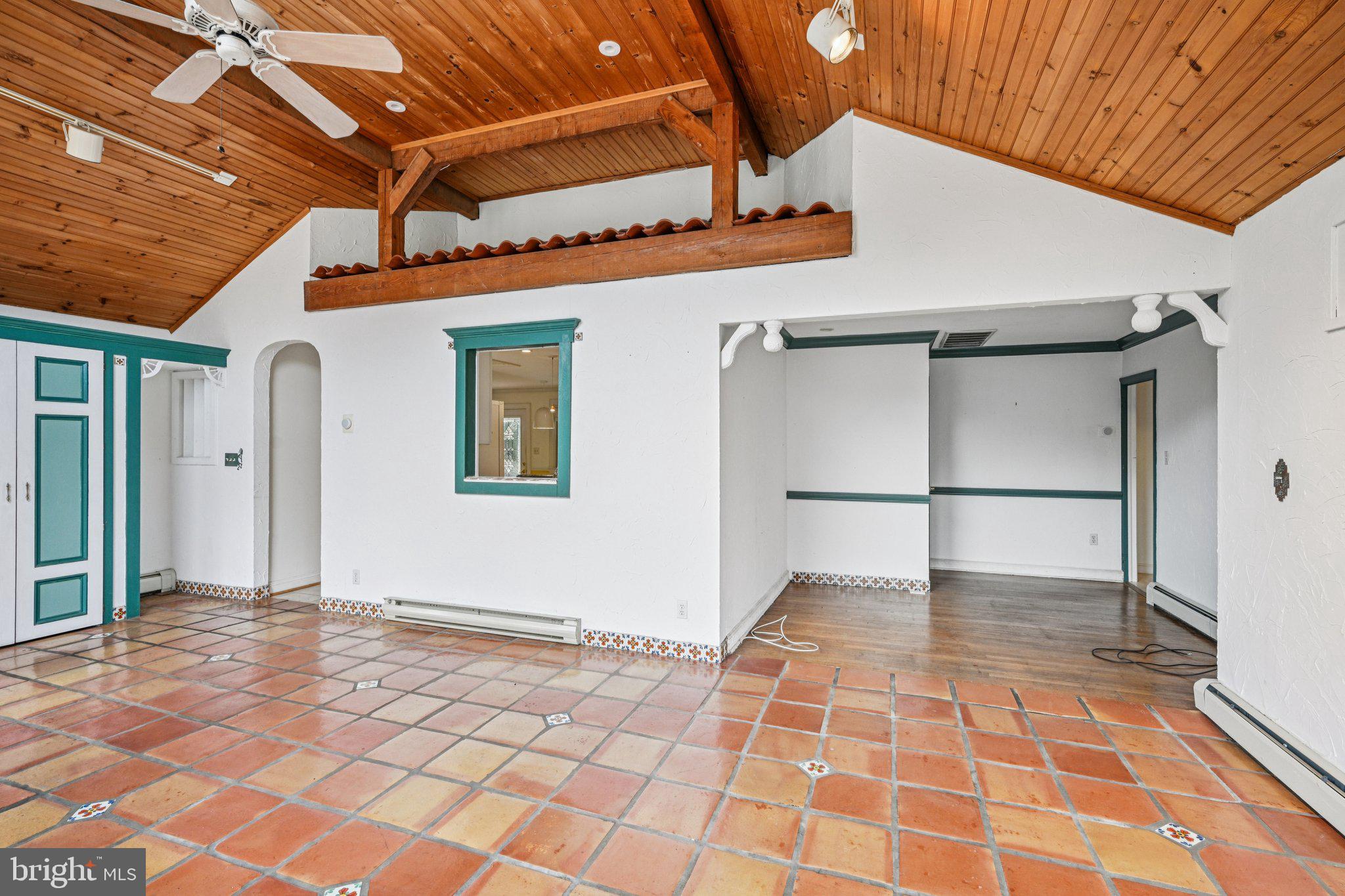 1607 Silverside Road Wilmington, DE 19810 - Photo 16 of 36 a view of an empty room