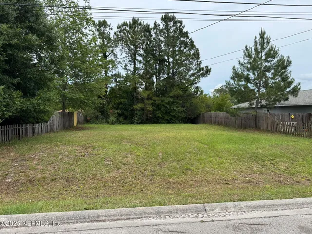 $70,000 | 452 Vermont Avenue, Green Cove Springs, FL 32043