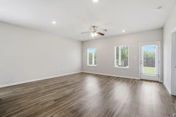 $285,000 | 34273 Garnet Lake Drive, Walker, LA 70785