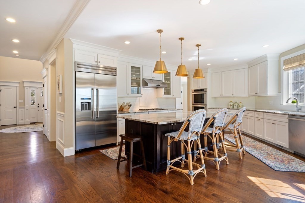 71 Emerson Road Needham, MA 02492 - Photo 9 of 38