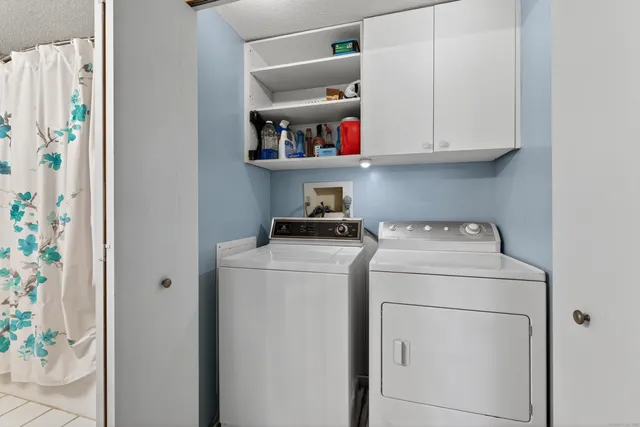 $249,900 | 3 Sun Ridge Lane, Unit 3, Cromwell, CT 06416