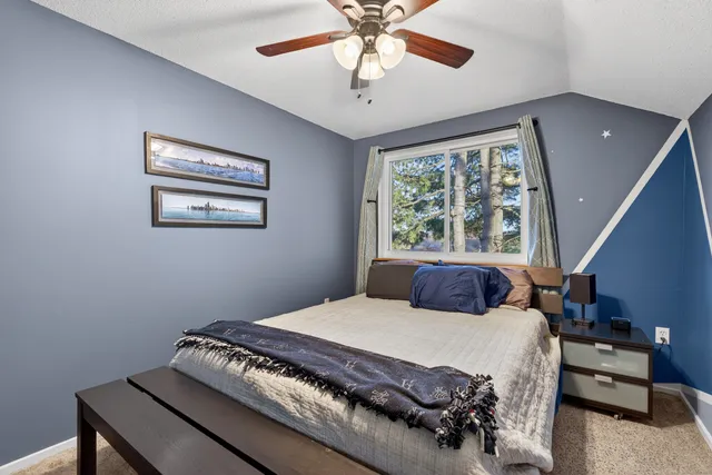 $249,900 | 3 Sun Ridge Lane, Unit 3, Cromwell, CT 06416