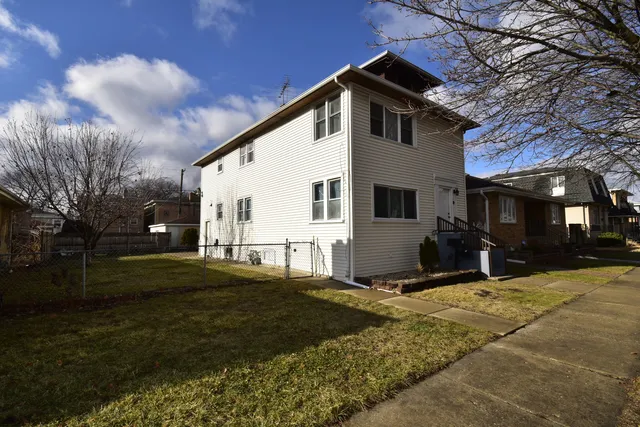$375,000 | 1510 North 15th Avenue, Melrose Park, IL 60160