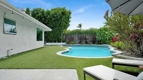 $6,200,000 | 1826 Buttonshell Lane, Newport Beach, CA 92660