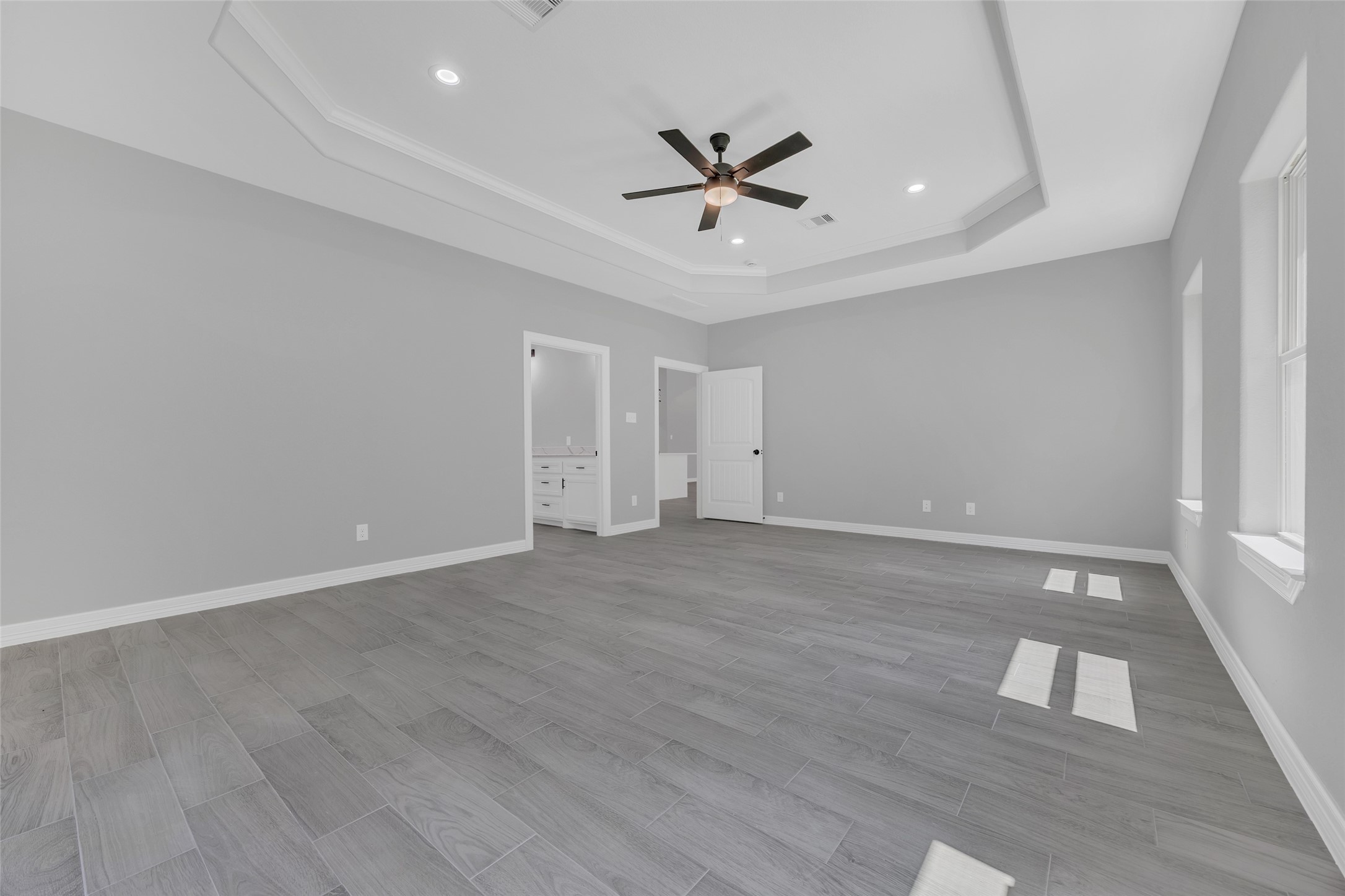 179 Copperleaf Road Huntsville, TX 77340 - Photo 20 of 40 Sample of Home