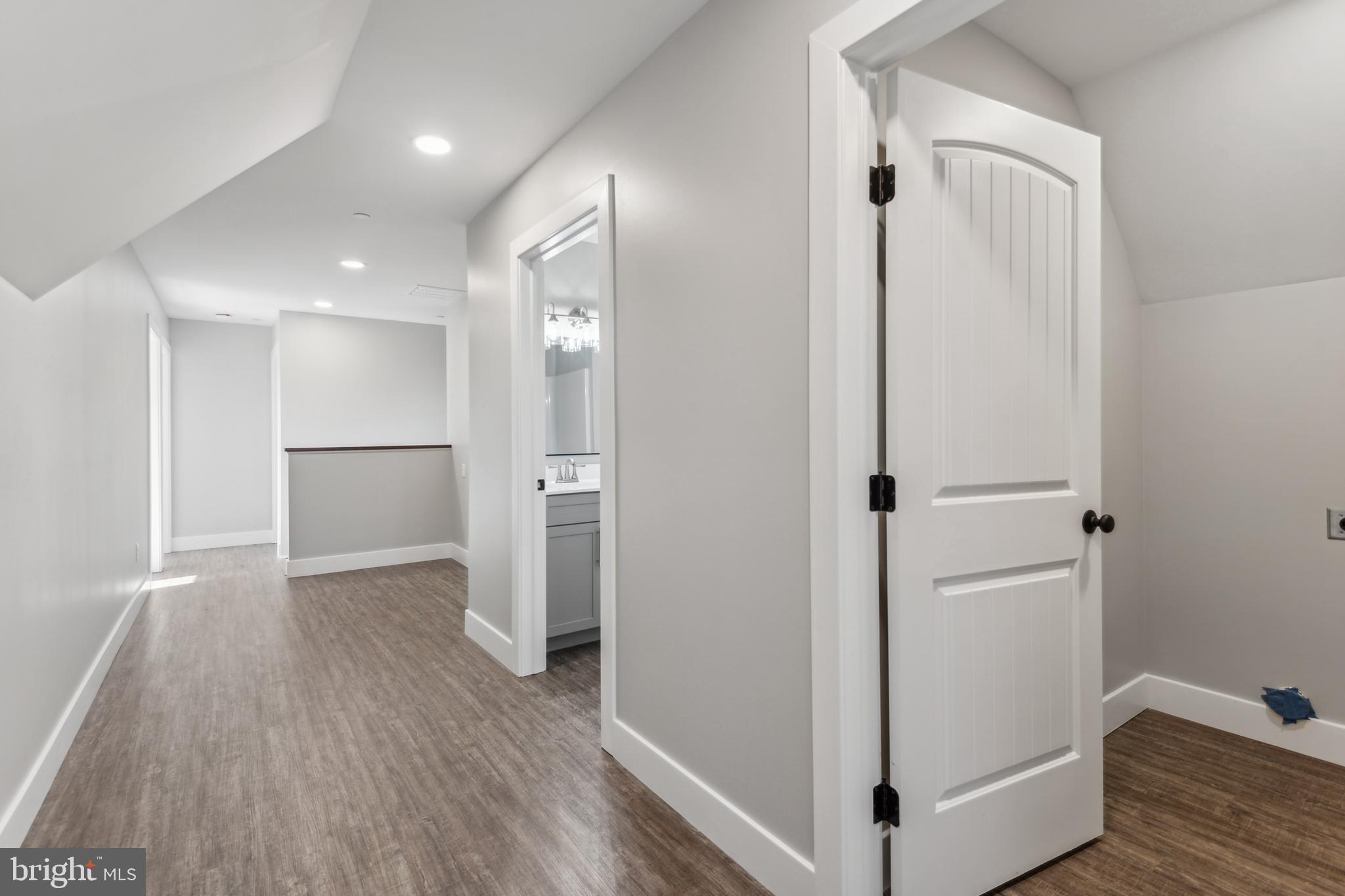24766 Tribbett Circle Ridgely, MD 21660 - Photo 20 of 31 Hallway