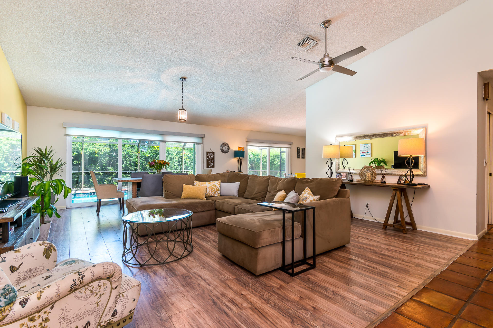 375 Sequoia Lane Boca Raton, FL 33487 - Photo 3 of 20 Family Room