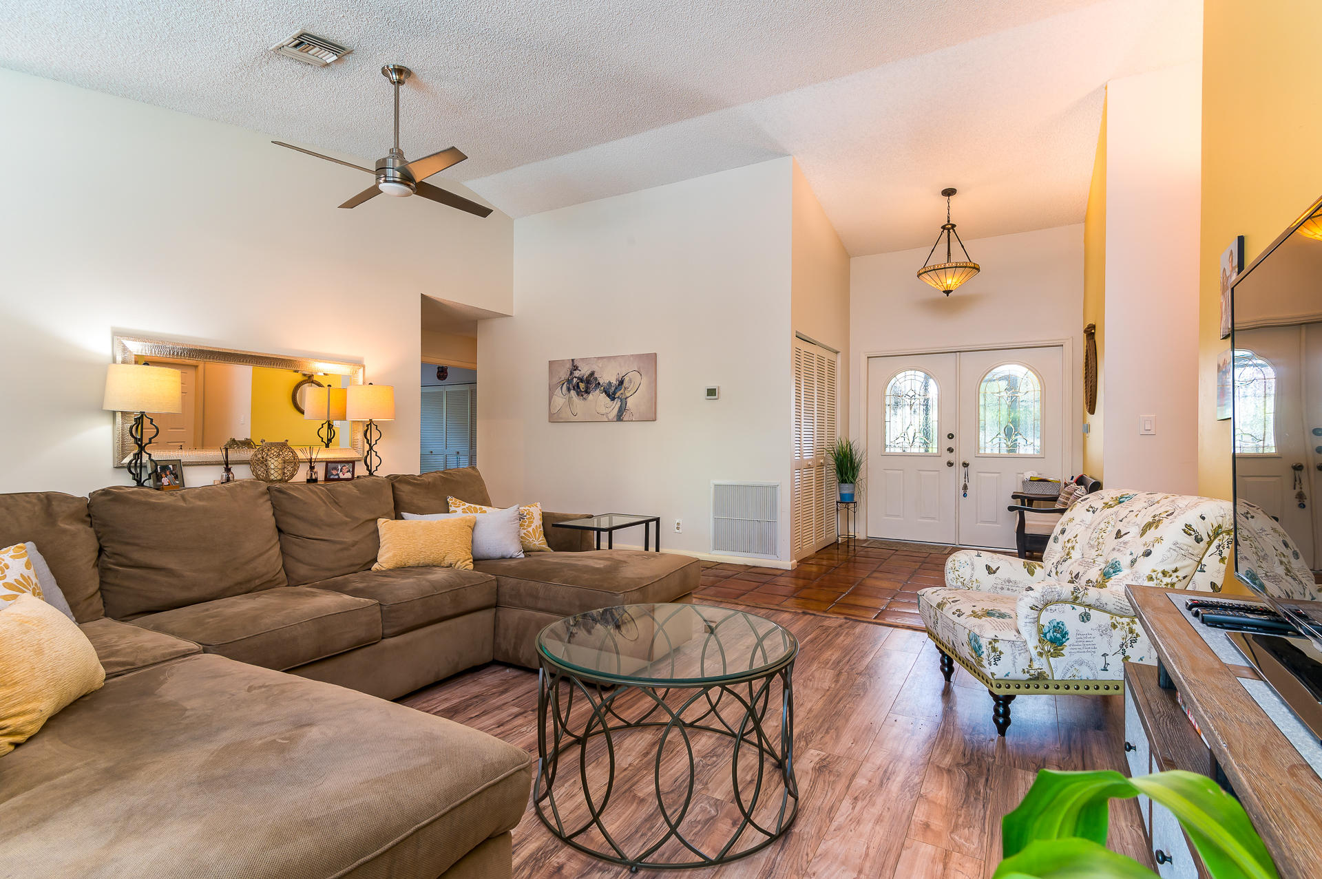 375 Sequoia Lane Boca Raton, FL 33487 - Photo 6 of 20 Living Room