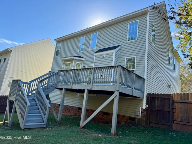 $450,000 | 2505 Ferndown Court, Raleigh, NC 27603