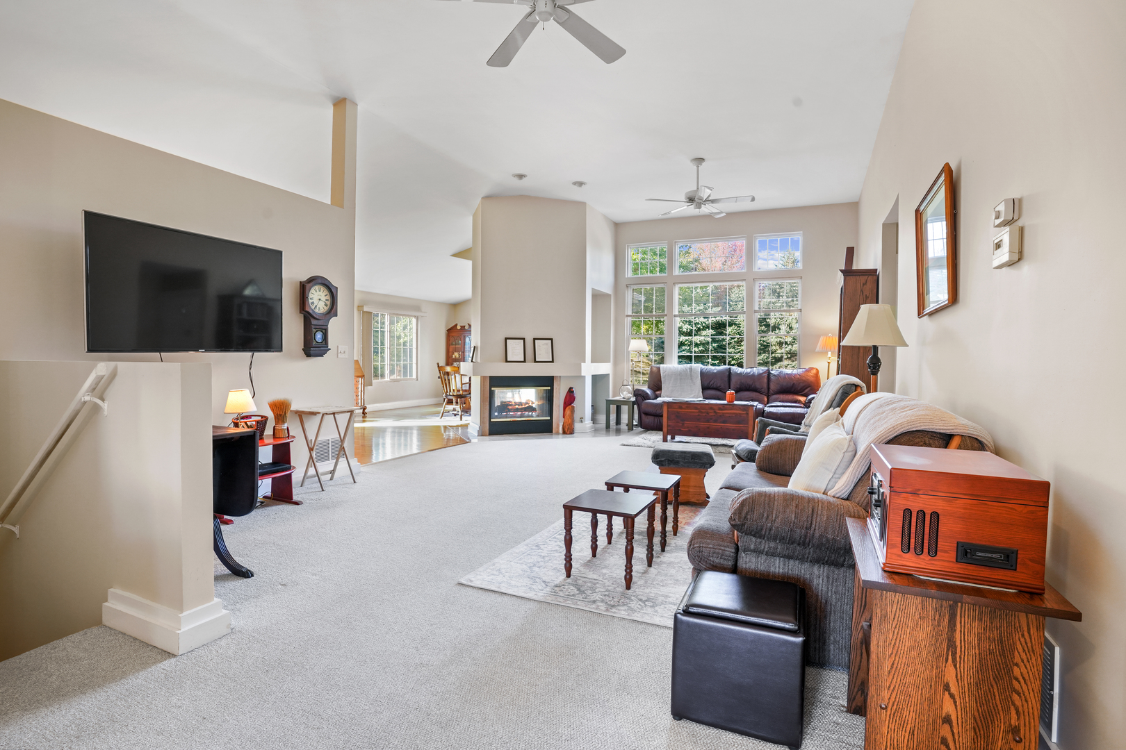 2520 Hidden Trail Spring Grove, IL 60081 - Photo 7 of 21 Gallery Image 7